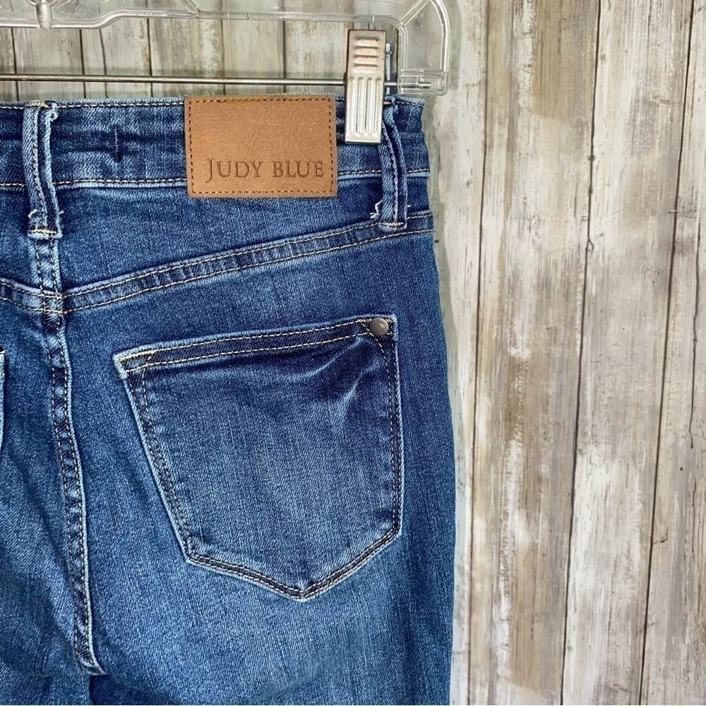 Judy Blue Skinny Fit Jeans - Picture 5 of 7